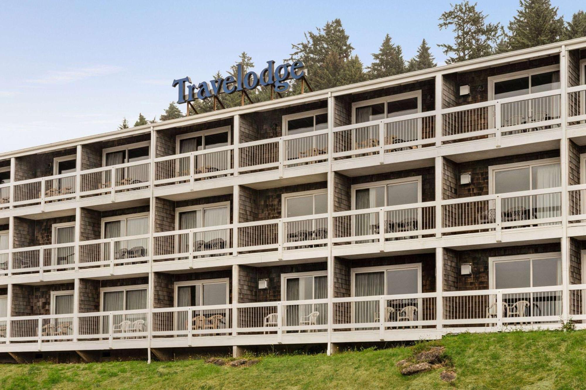 Travelodge By Wyndham Депо Бей Екстериор снимка